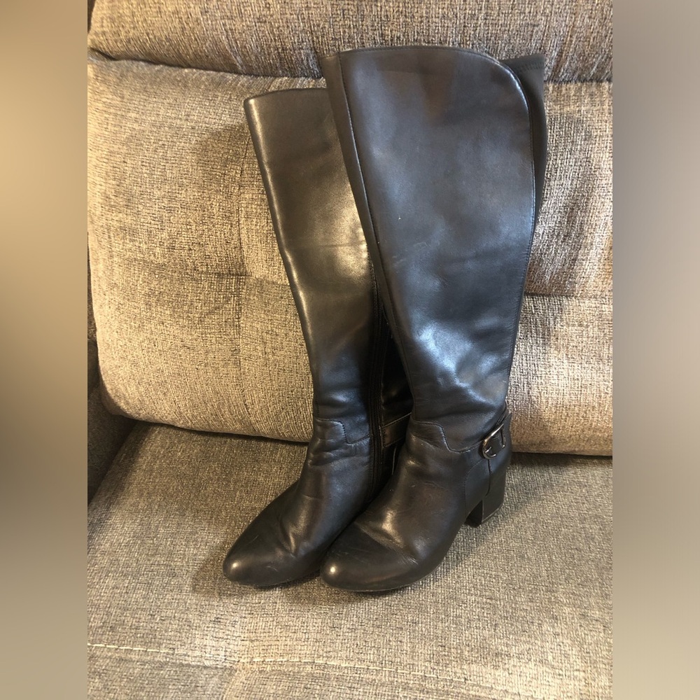 Anne Klein 6M-WC (Used) Knee high boots.